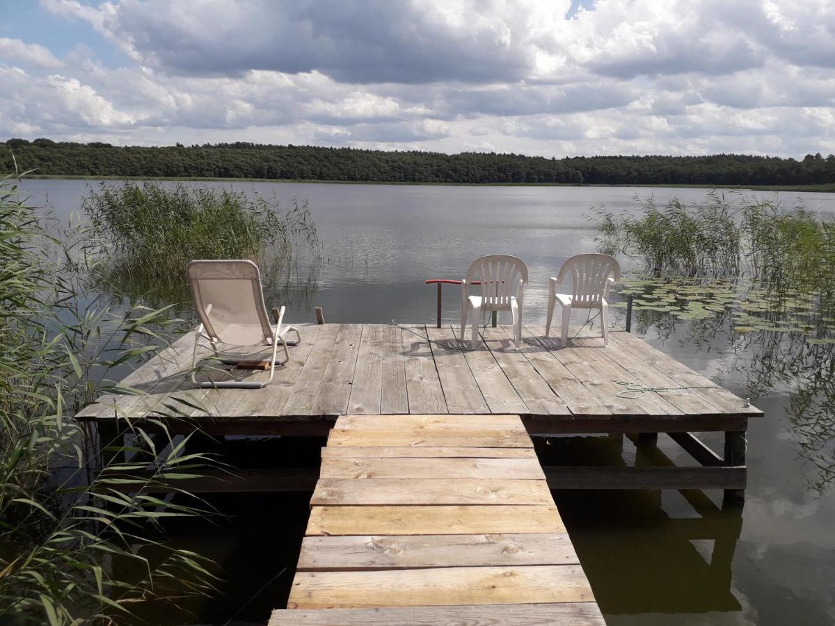 Apartamenty Nad Jeziorem Piaski Волін Екстер'єр фото