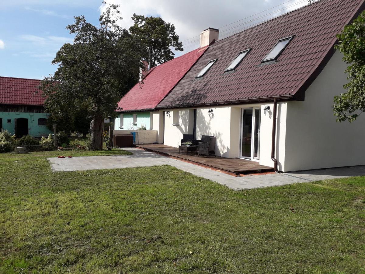 Apartamenty Nad Jeziorem Piaski Волін Екстер'єр фото
