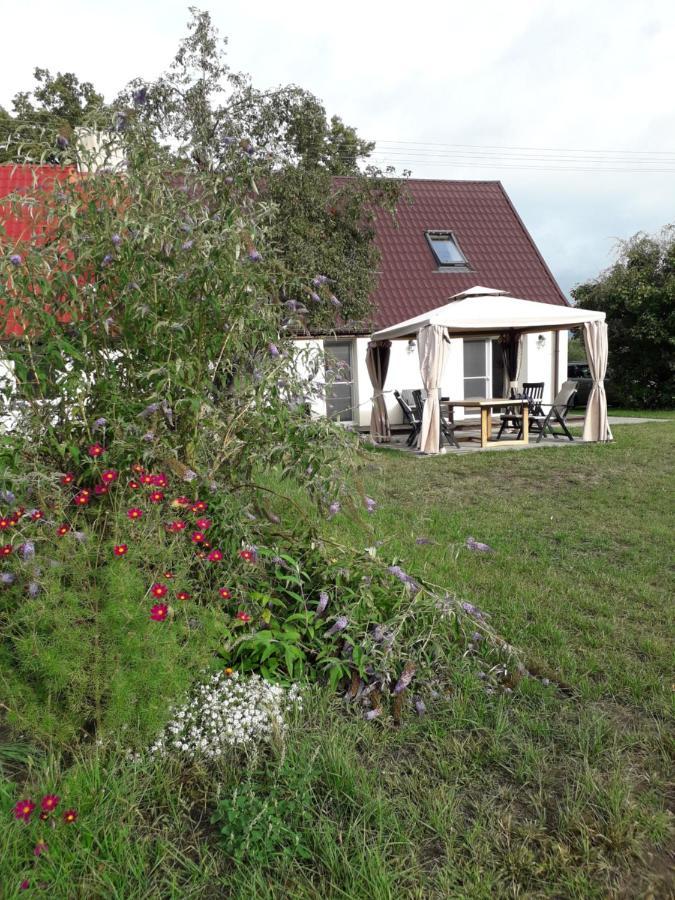 Apartamenty Nad Jeziorem Piaski Волін Екстер'єр фото